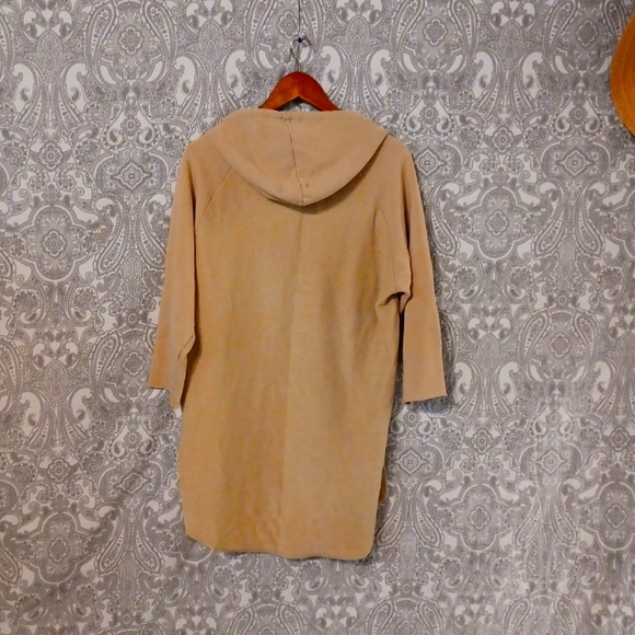 CROCKS & CASTLE long tshirt - Picture 4 of 4